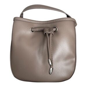 “Augusta” CALI. Stone Bucket Bag